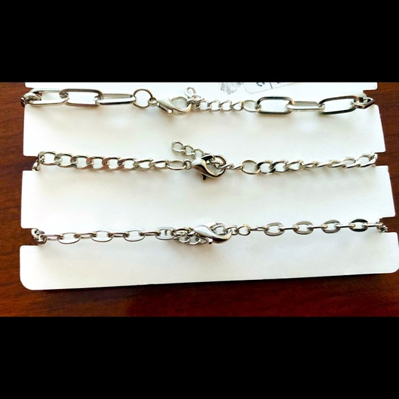 Set of 3 silver tone metal chain bracelets with blue evil eye - Picture 2 of 2